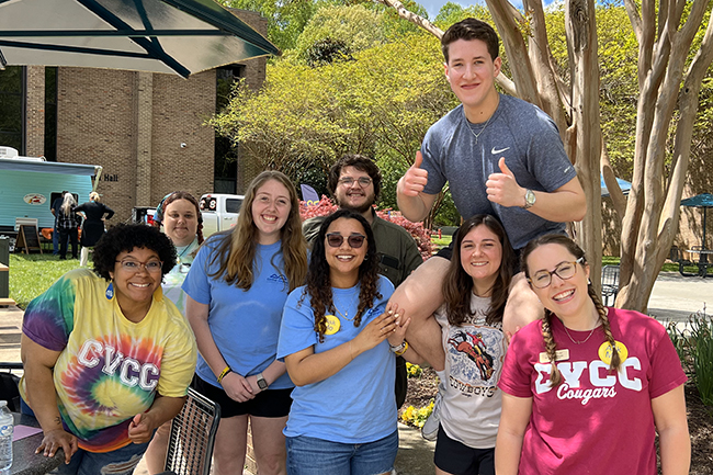 Group of student in the quad