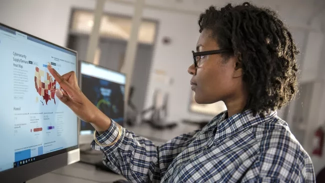 Female Cyber Security Student